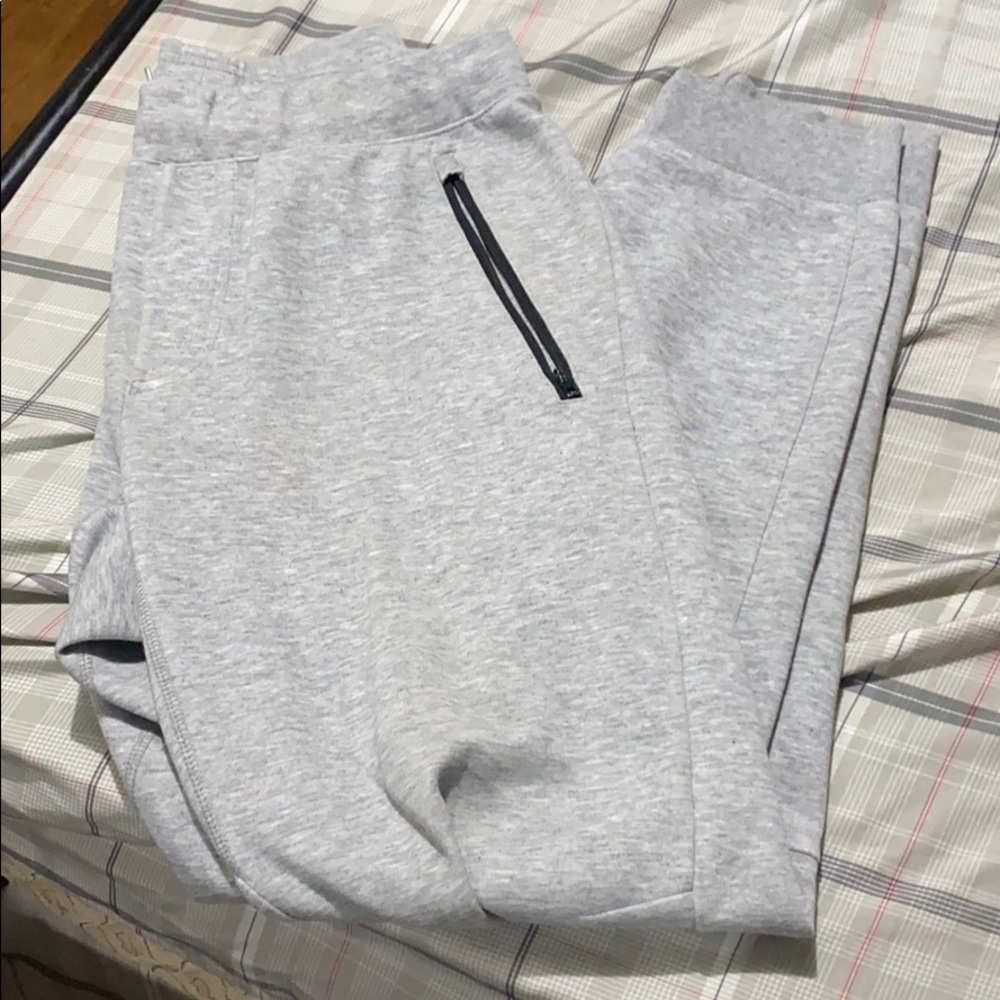 Uniqlo joggers